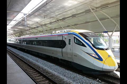tn_my-KTMB_Chinese_inter-city_trainset_on_test_06.jpg